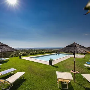https://podere-n8-in-maremma.it-tuscanyhotel.com