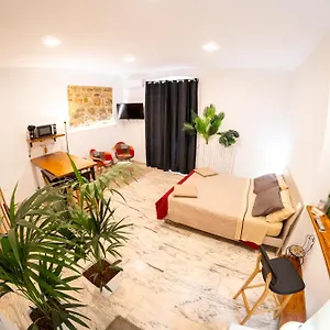 https://appartamento-del-centro-storico.sicilyhotelsitaly.net